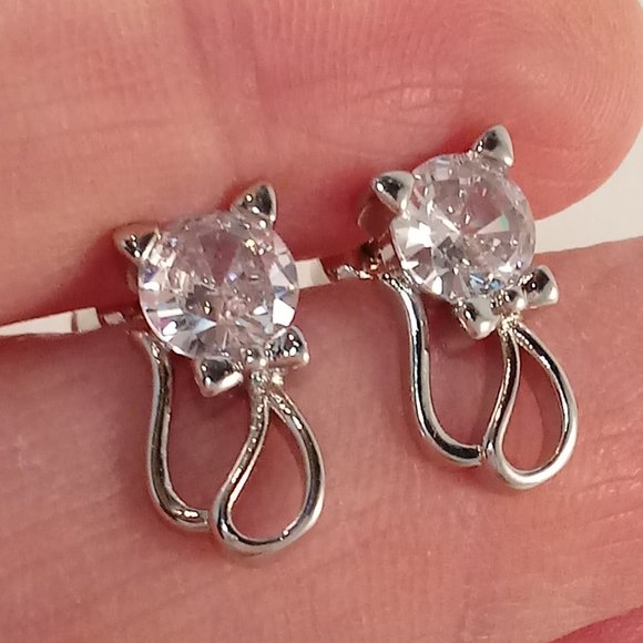 925 Sterling Silver Diamond Zircon Cat Stud Earrings 6mm .84ctw ea. Party Gift - Picture 2 of 5